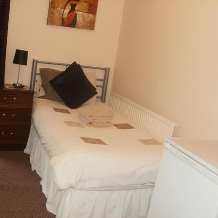 London Heathrow Guesthouse Hillingdon Esterno foto