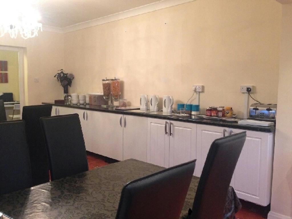 London Heathrow Guesthouse Hillingdon Esterno foto