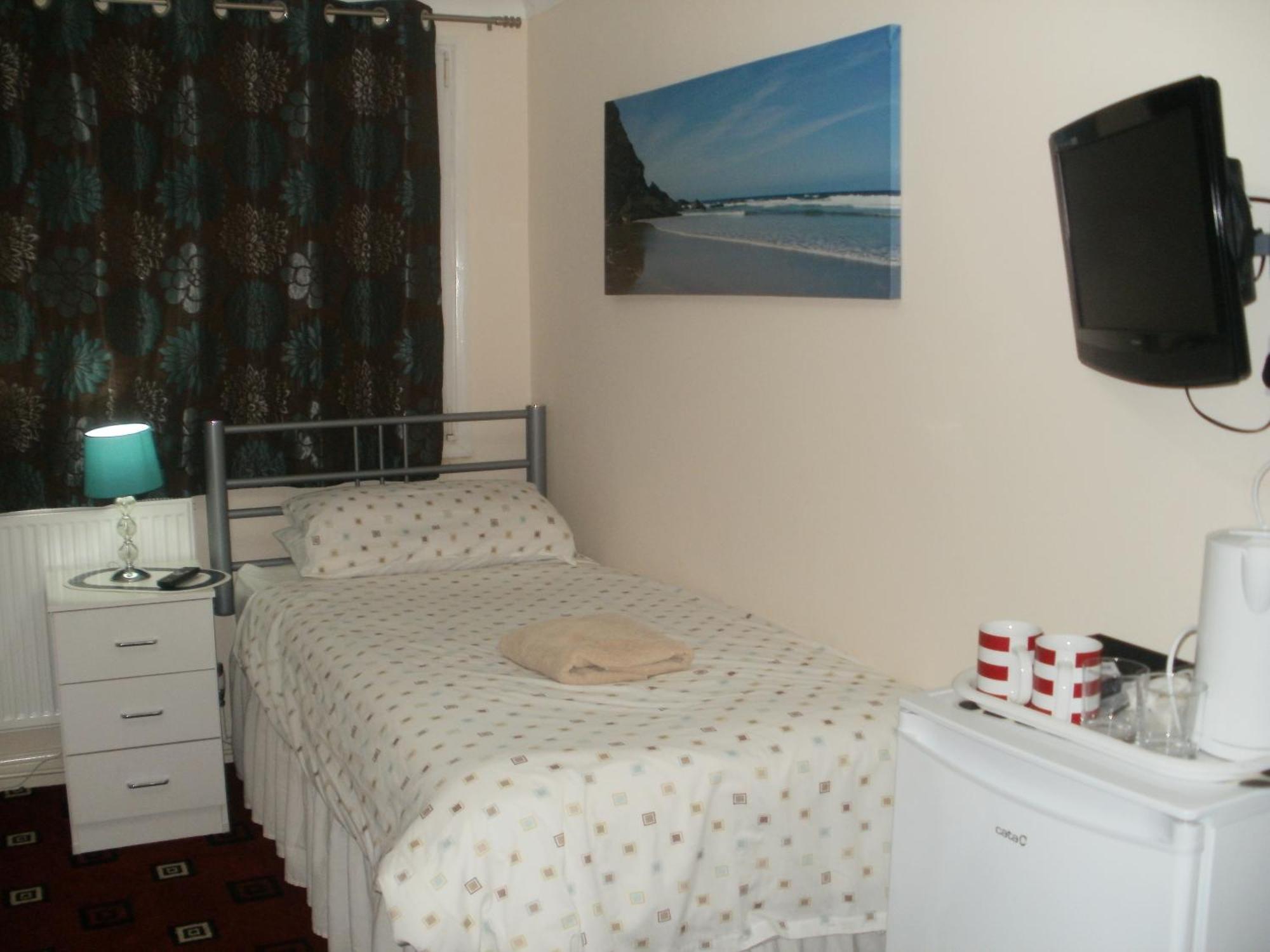 London Heathrow Guesthouse Hillingdon Esterno foto