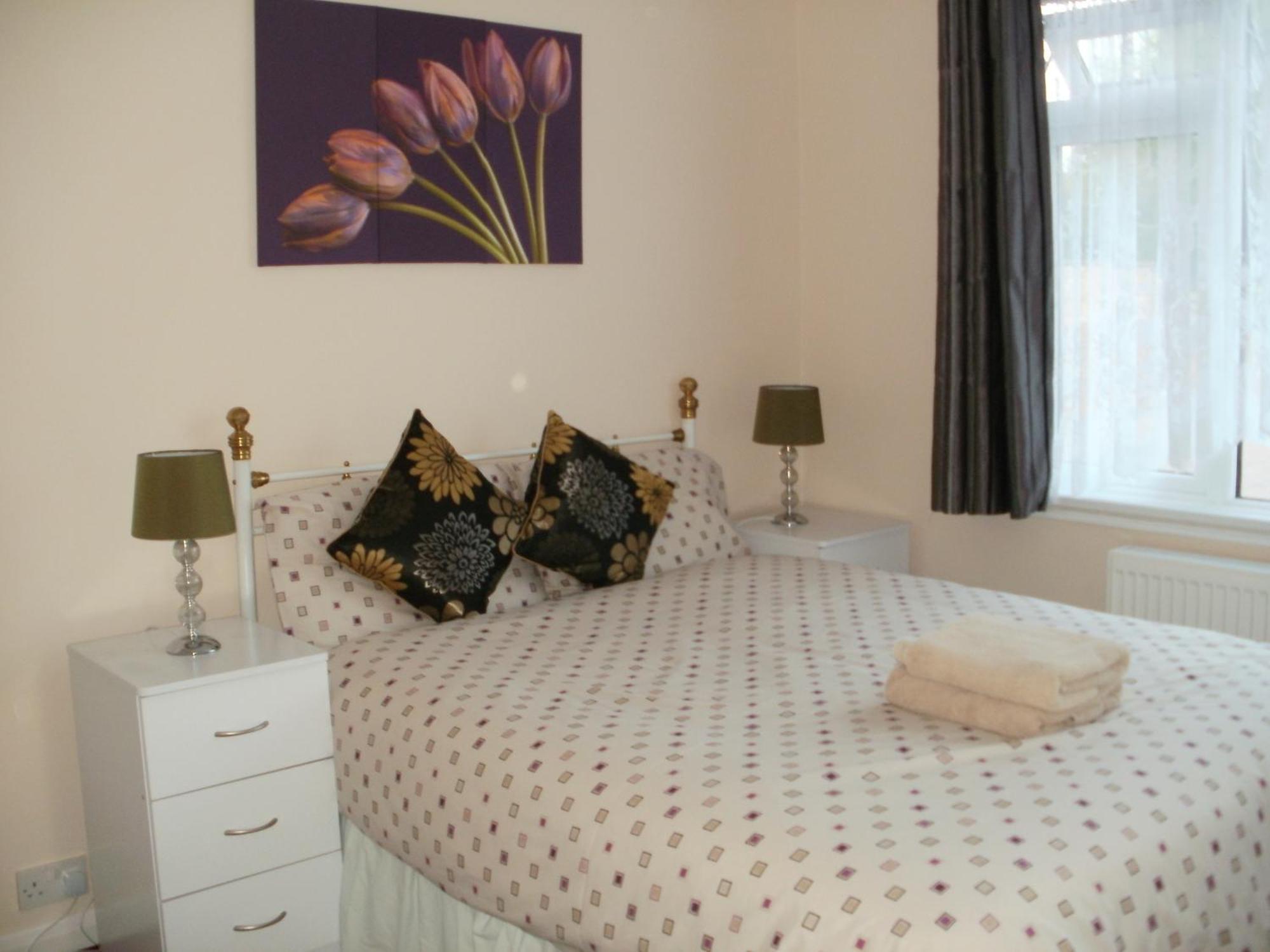 London Heathrow Guesthouse Hillingdon Esterno foto