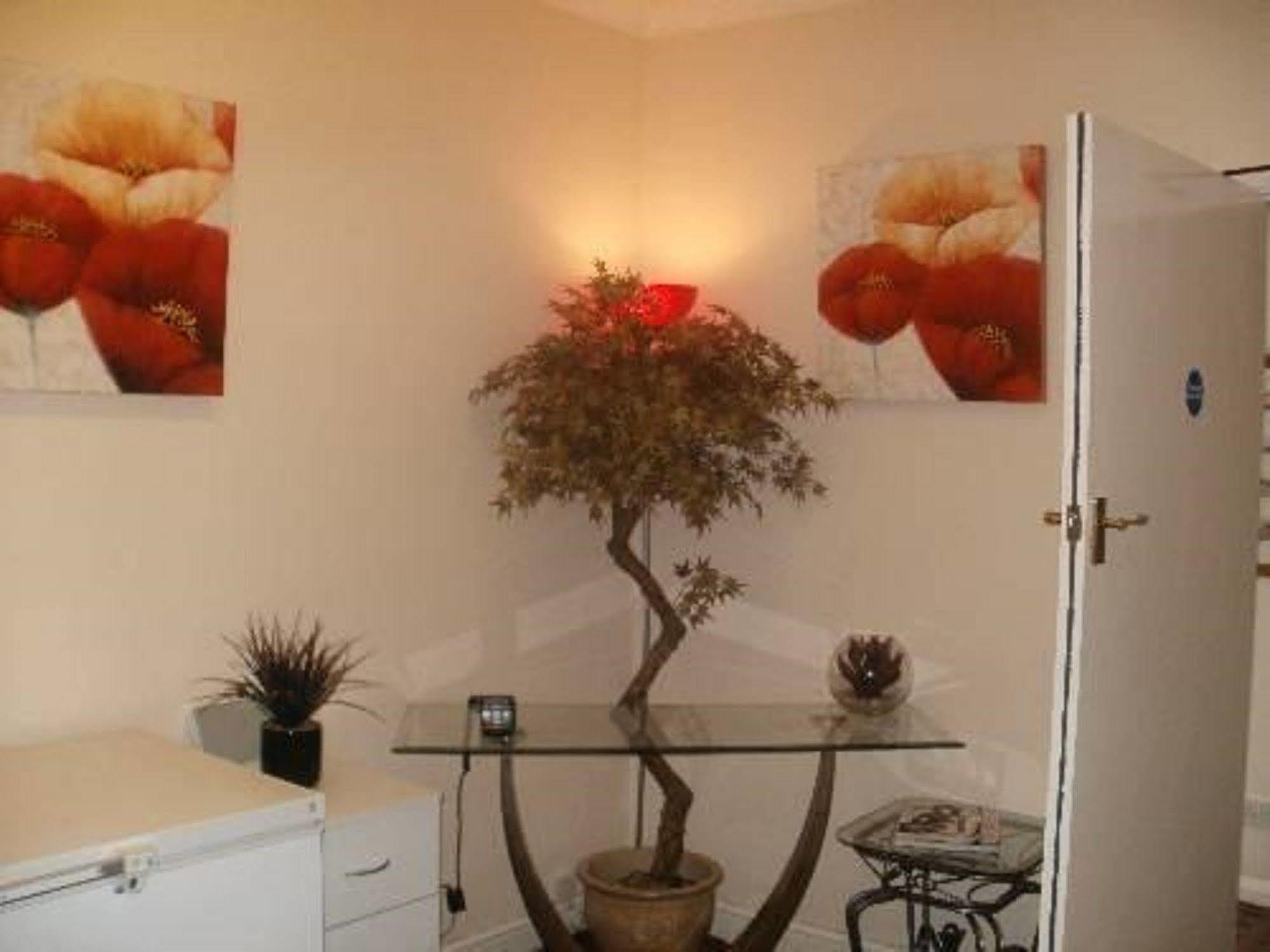 London Heathrow Guesthouse Hillingdon Esterno foto